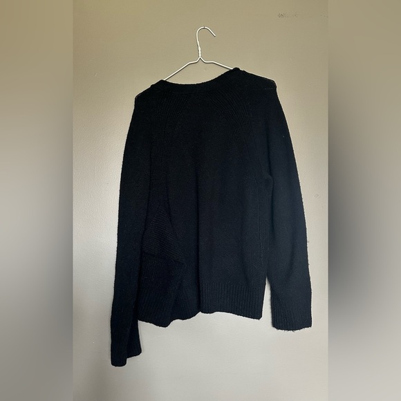 Comfy cozy black sweater - Picture 3 of 5